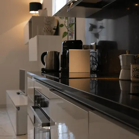 In Piazza Colombo A 300mt Dal Mare Apartmán Sanremo